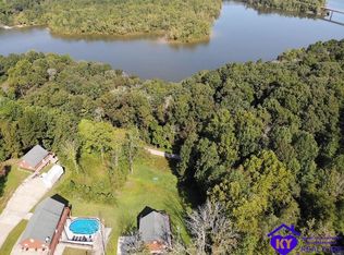 1350 Ridgecrest Dr, Clarkson, KY 42726