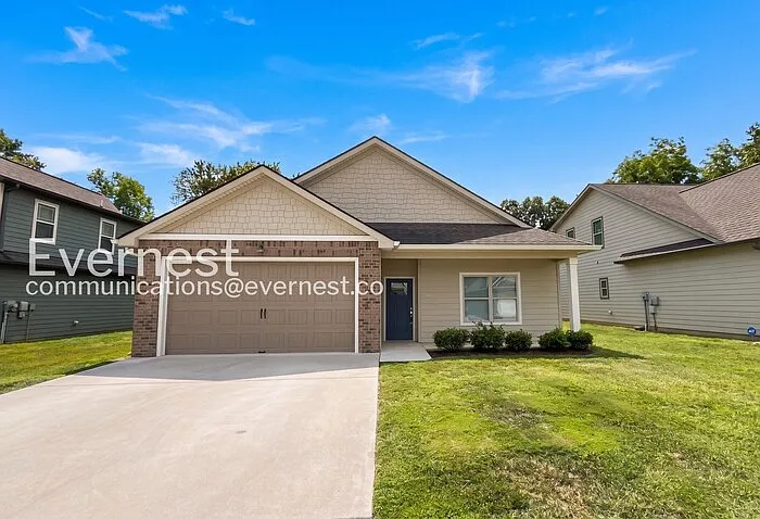 3 bed, 2.0 bath, 1459 sqft, $2,195 — Photo 1