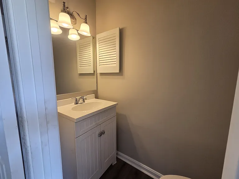 314 Falling Ln — Photo 7