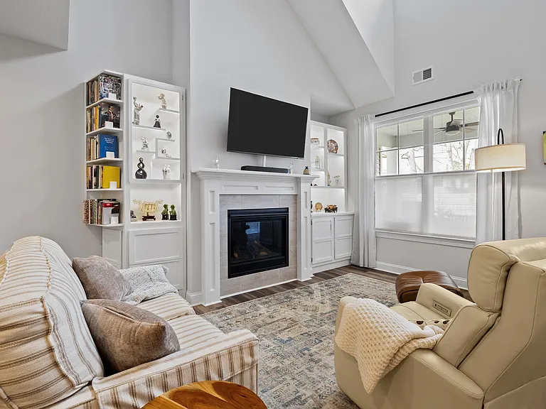 4260 Longleaf Pl — Photo 14
