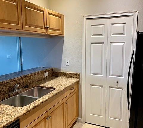 4th image of 13110 Bella Casa Cir APT 318