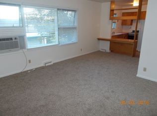 945 N 19th St APT 2, Billings, MT 59101