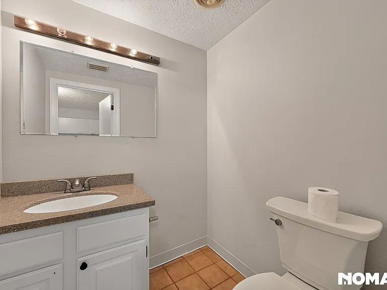 9 Voyagers Ln — Photo 8