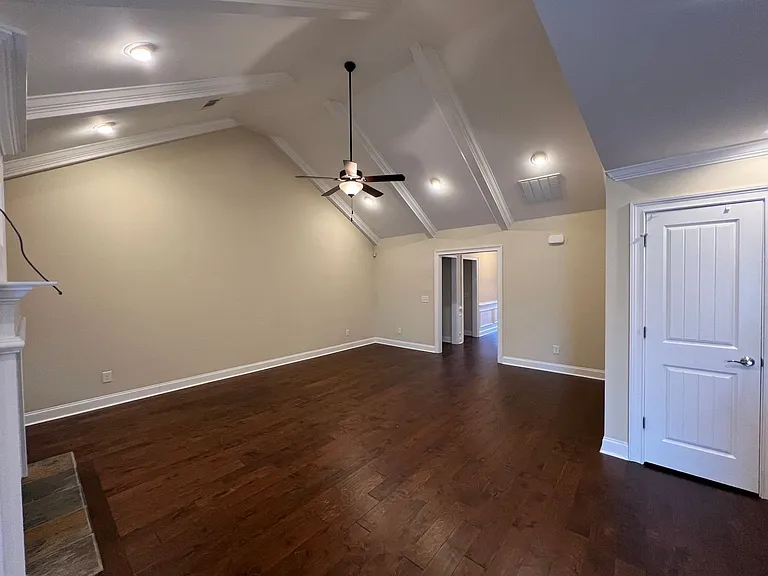1802 Mabel Dr — Photo 8