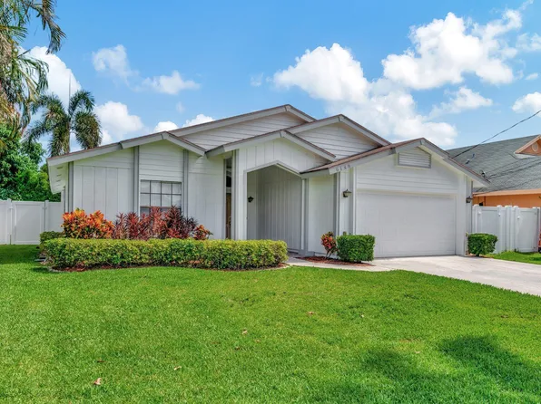 6149 Foster St, Jupiter, FL 33458