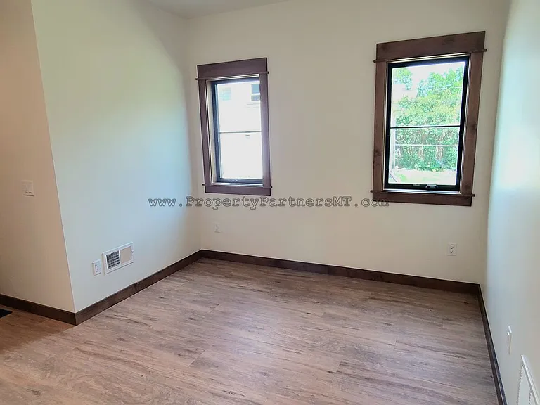 824 S 8th Ave — Photo 8