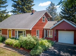 34803 Geneva Rd, Burlington, WI 53105