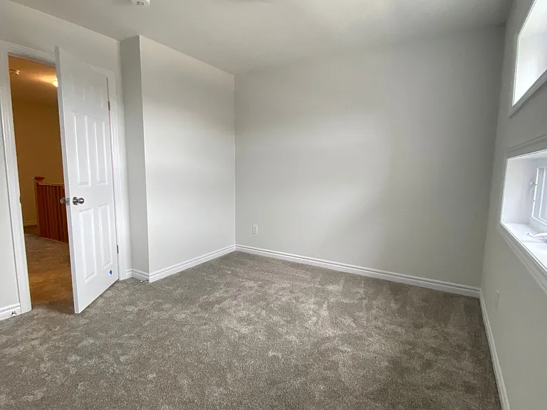 3028 Turner Cres — Photo 22