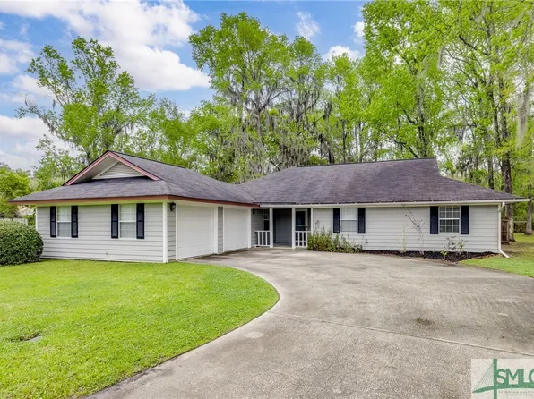 8 N Nicholson Circle, Savannah, GA 31419