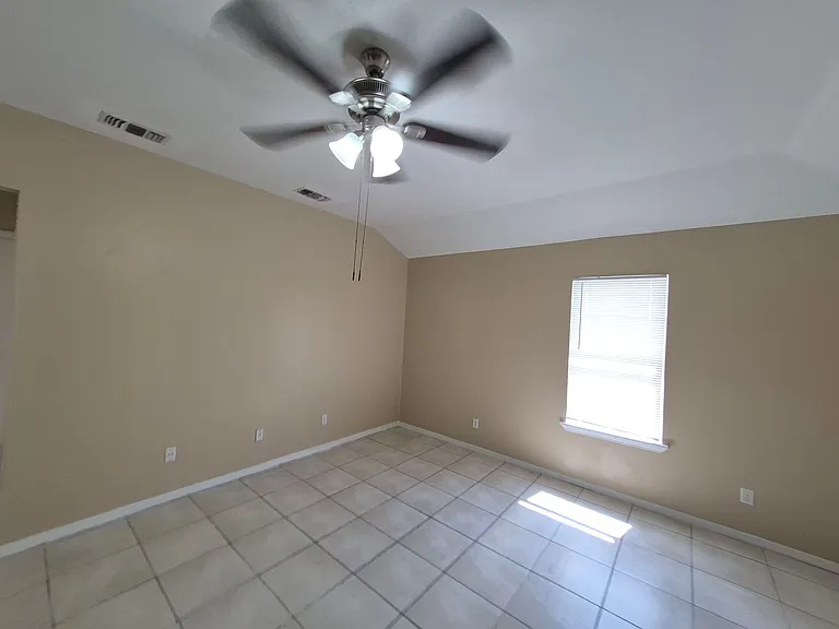1016 Blanco Rd #104 — Photo 3