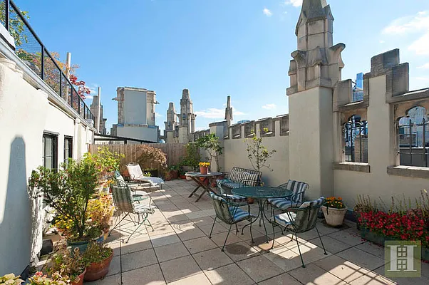 Sold by Halstead Real Estate | media 52