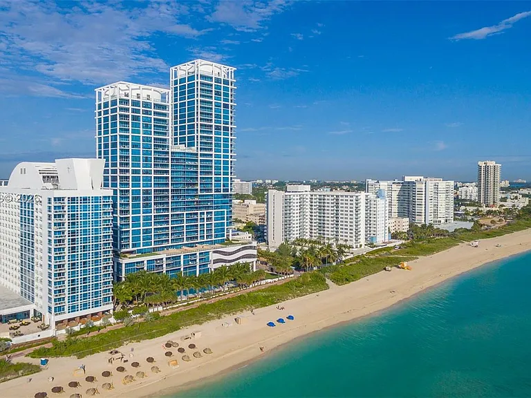 6801 Collins Ave #806 — Photo 7