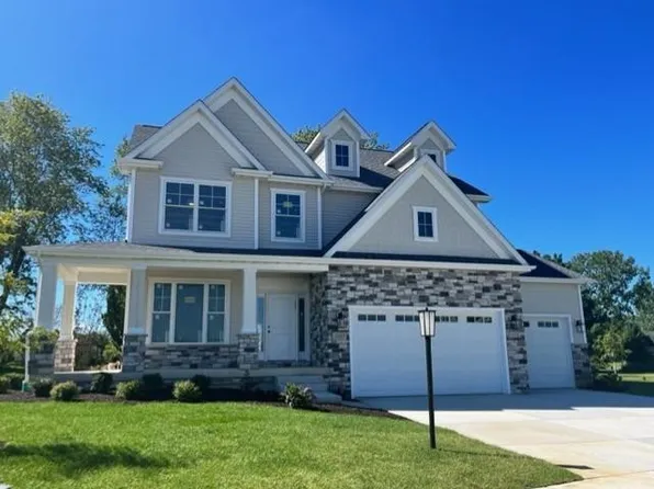 2017 Wildwood Ct, Chesterton, IN 46304