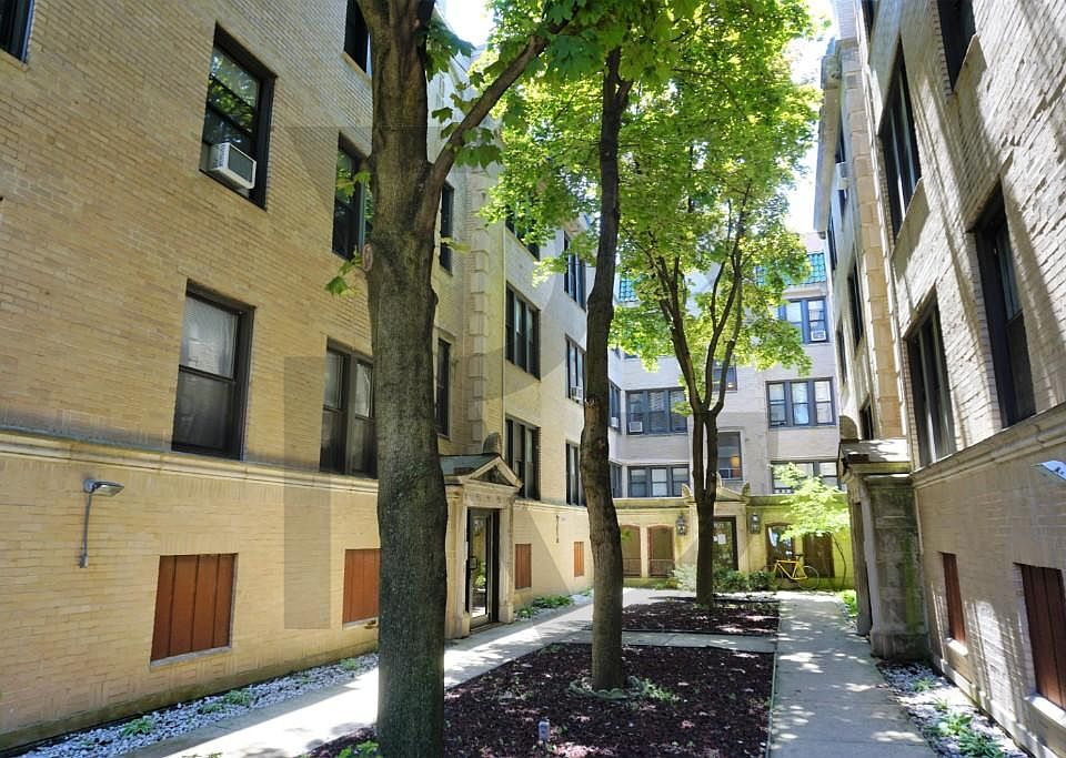 1st image of 617 W Melrose St #617B3