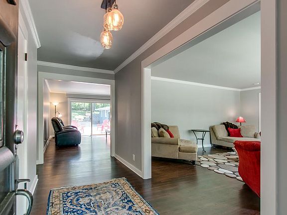 5th image of 505 Torrington Ct