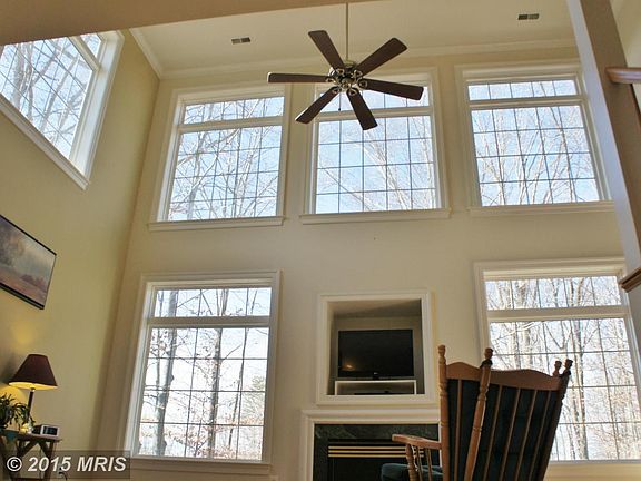 Soaring ceilings - Walls of Glass!