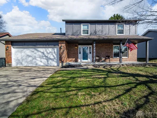 80 Elkins Ln, Springboro, OH 45066