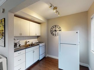 Kent, Denver, CO 80220