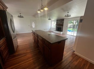 1195 Tyler St, Salinas, CA 93906