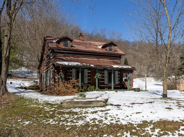 S1803 Dell ROAD, Cashton, WI 54619