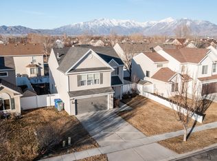 2209 E Lake View Dr, Saratoga Springs, UT 84043