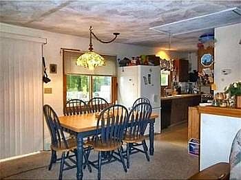 2nd image of 10 Raspberry St