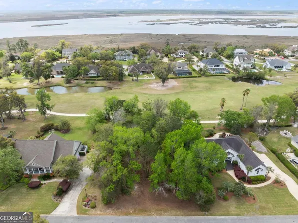 214 Harbor Pointe Dr, Brunswick, GA 31523