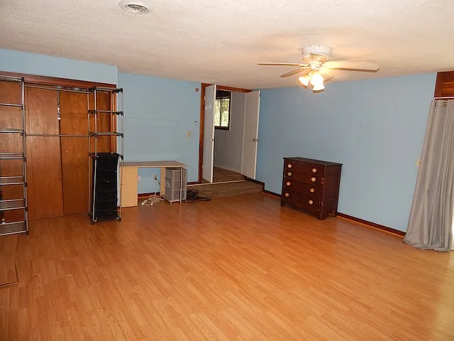 114 Houston St — Photo 19