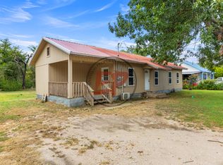 718 E Liberty St, Mexia, TX 76667