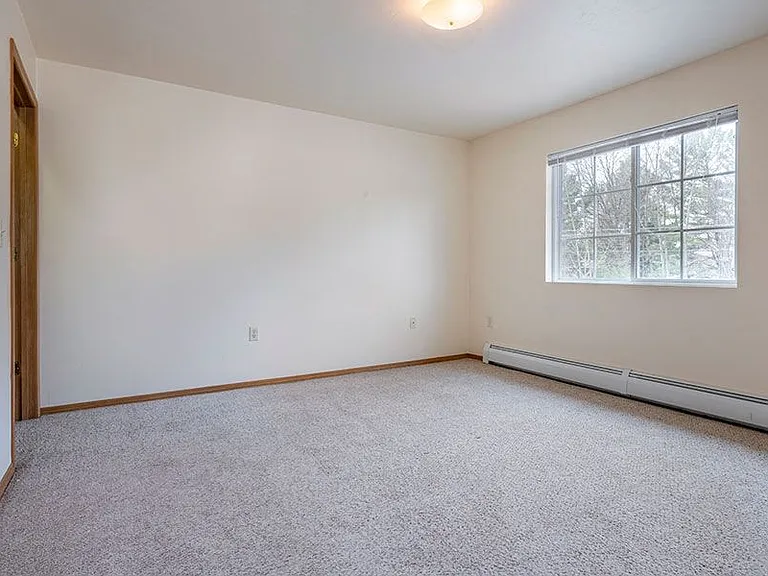 Whiting Avenue Estates — Photo 10