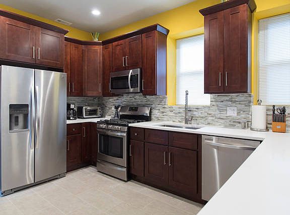 2nd image of 5313 S Maryland Ave APT 1