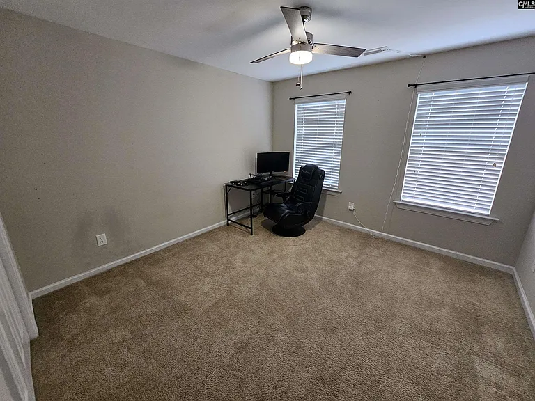 124 Harvest Glen Ln — Photo 15
