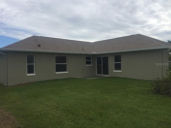 3rd image of 1020 Cannes Dr