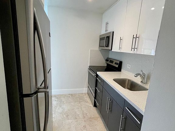 2nd image of 5313 Collins Ave APT 402