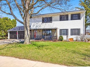 712 Chestnut St, Neenah, WI
