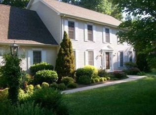 120 Jalusian Trl, Paducah, KY 42001