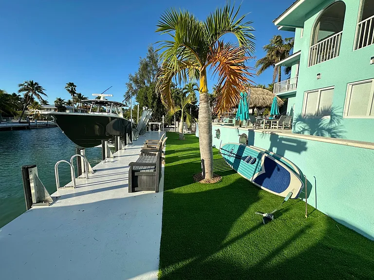 124 S Indies Dr — Photo 36
