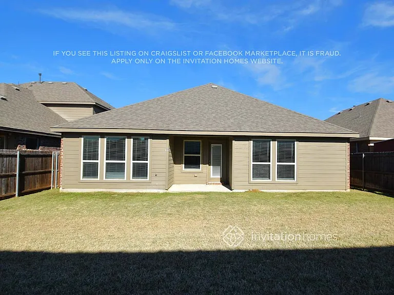 724 Lake Sierra Way — Photo 20