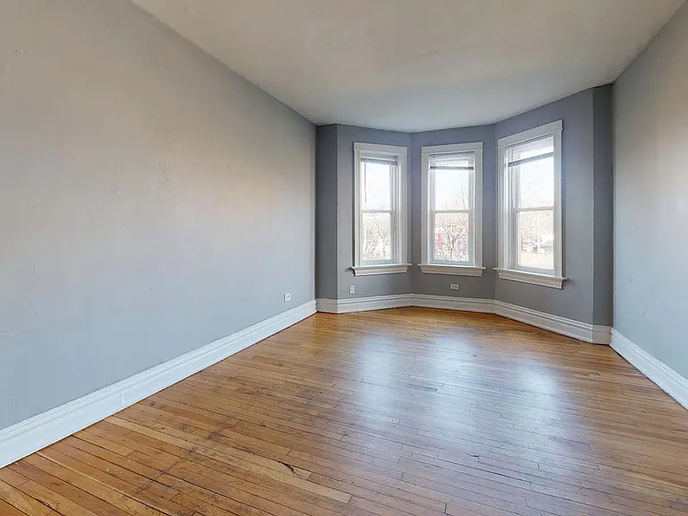 Dining/Living room