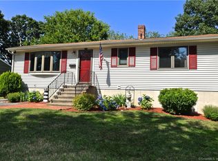 52 Oregon Ave N, Milford, CT 06460