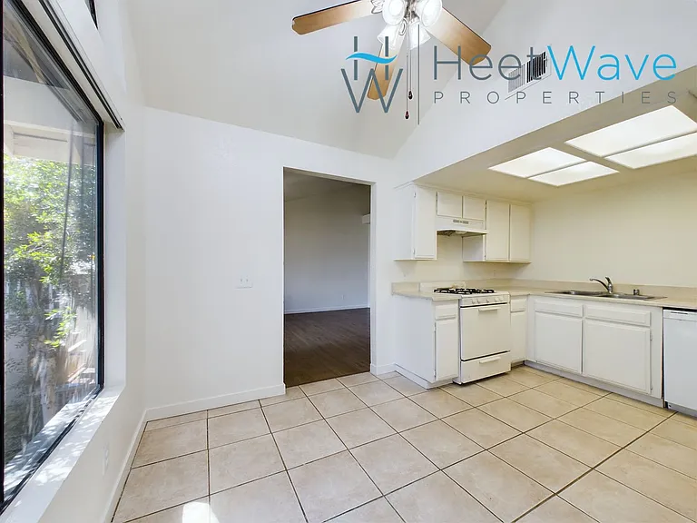 5025 Comanche Dr — Photo 36