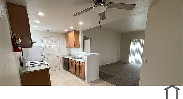 2 bed, 1150 sqft, $2,920 — Photo 1