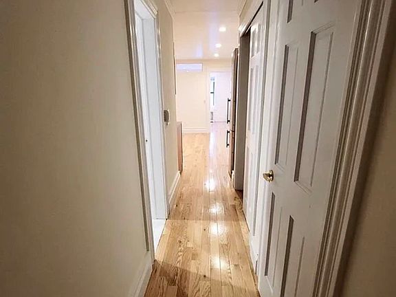 5th image of 146 E 35th St #5P