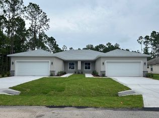 8 Squire Ct, Palm Coast, FL 32164