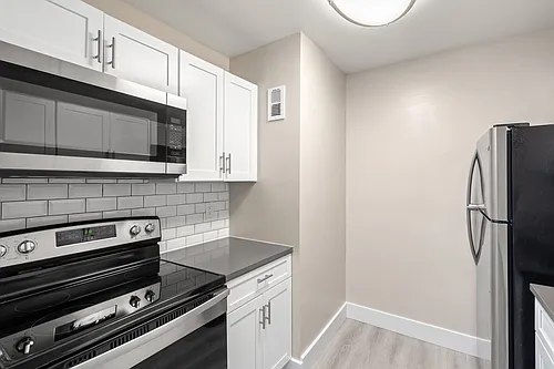 Sterlingwood Apartments Photo 1