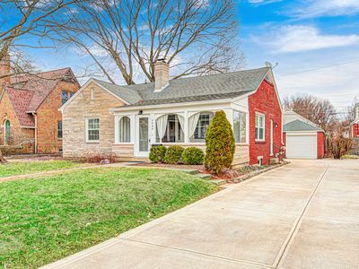 6045 N Park Ave, Indianapolis, IN, 46220