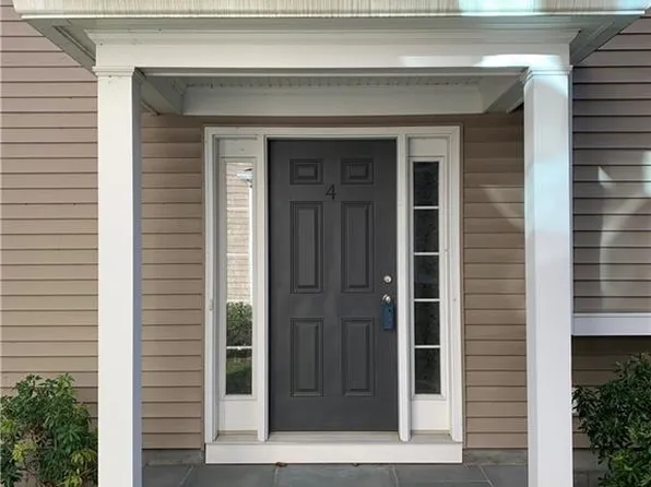 91 Broad St APT 4, Stamford, CT 06902