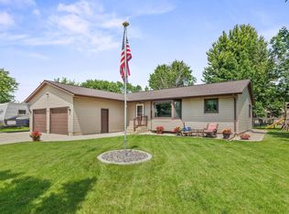 311 Boulder St SW, Hutchinson, MN 55350