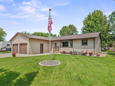 311 Boulder St SW, Hutchinson, MN, 55350