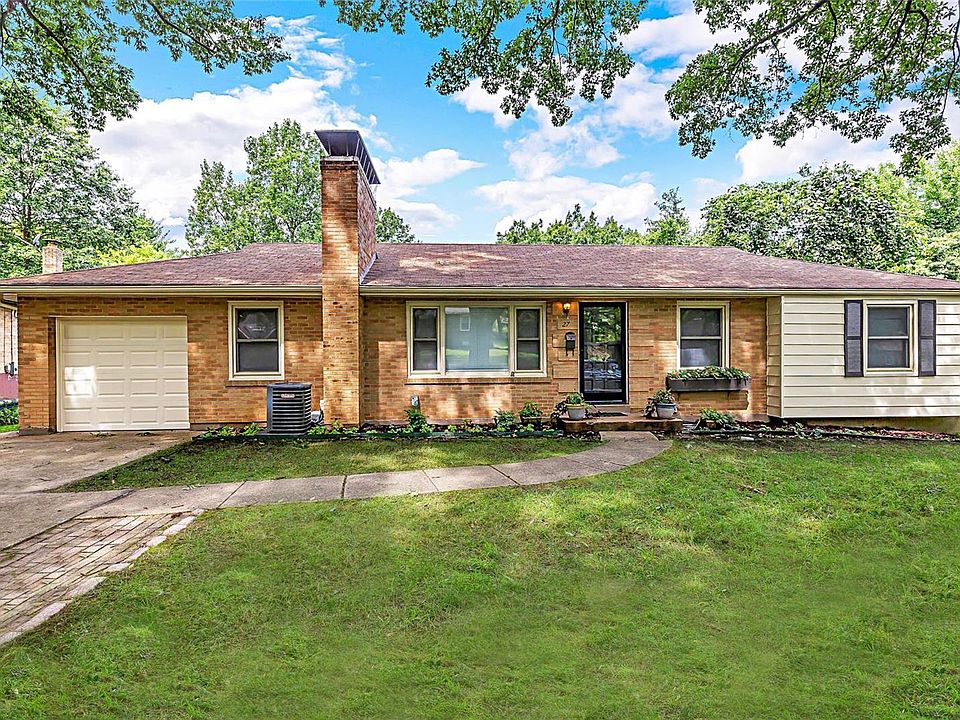 1st image of 27 Colchester Dr
